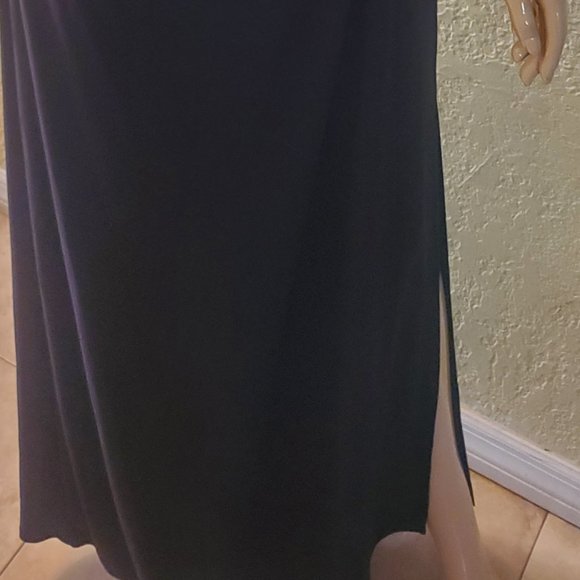 Long black, cold shoulder R& M Richards evening dress. Size 12. NWT. - Picture 4 of 8